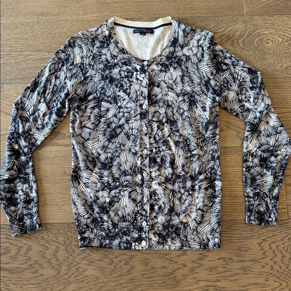 Banana Republic Abstract Floral Cardigan Button Down Long‎ Sleeve Women’s Medium - Picture 13 of 13